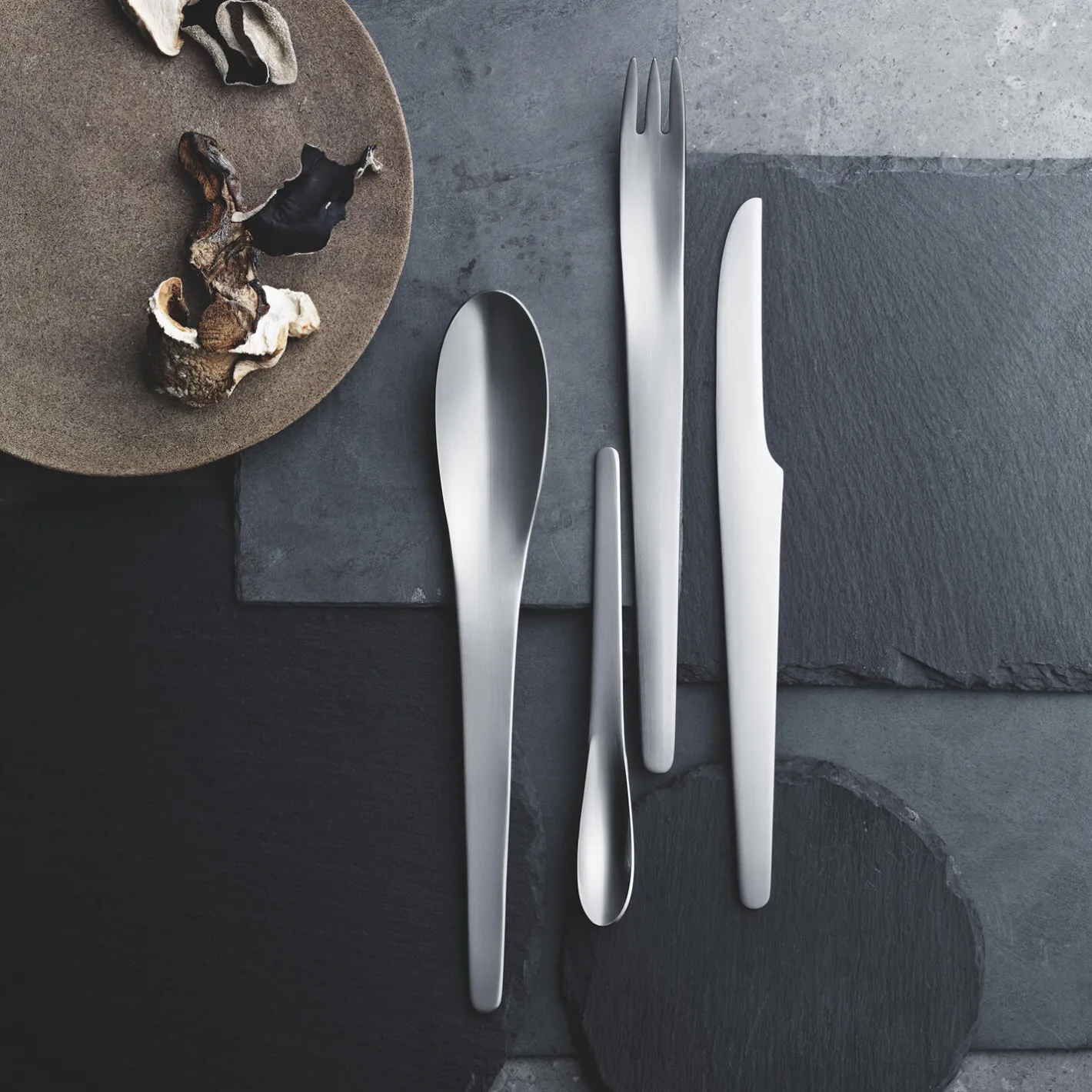 Discount Georg Jensen Arne Jacobsen bestiksæt 24 dele