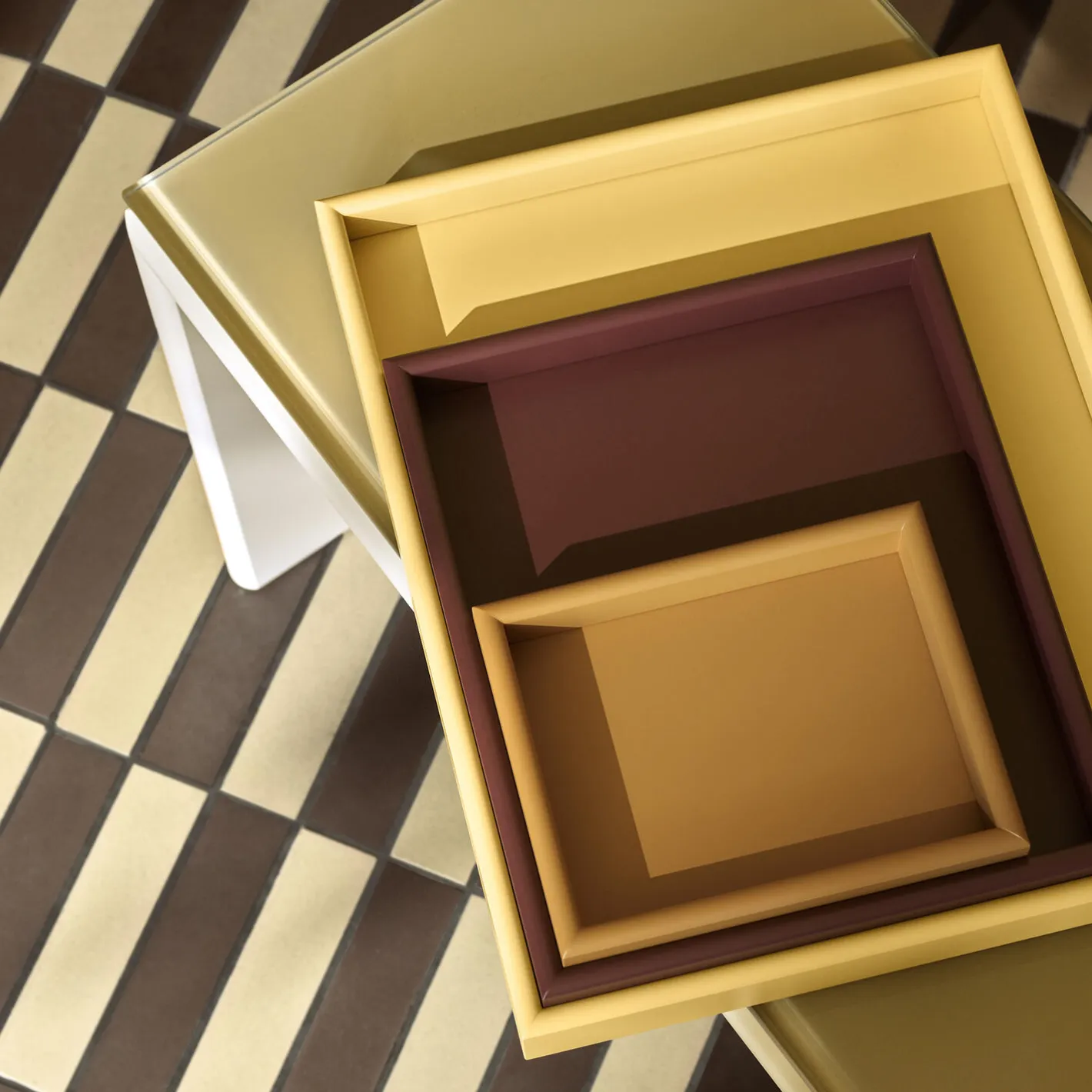 Clearance Montana Furniture ARRANGE - sæt af 3 bakker, ruby/amber/masala