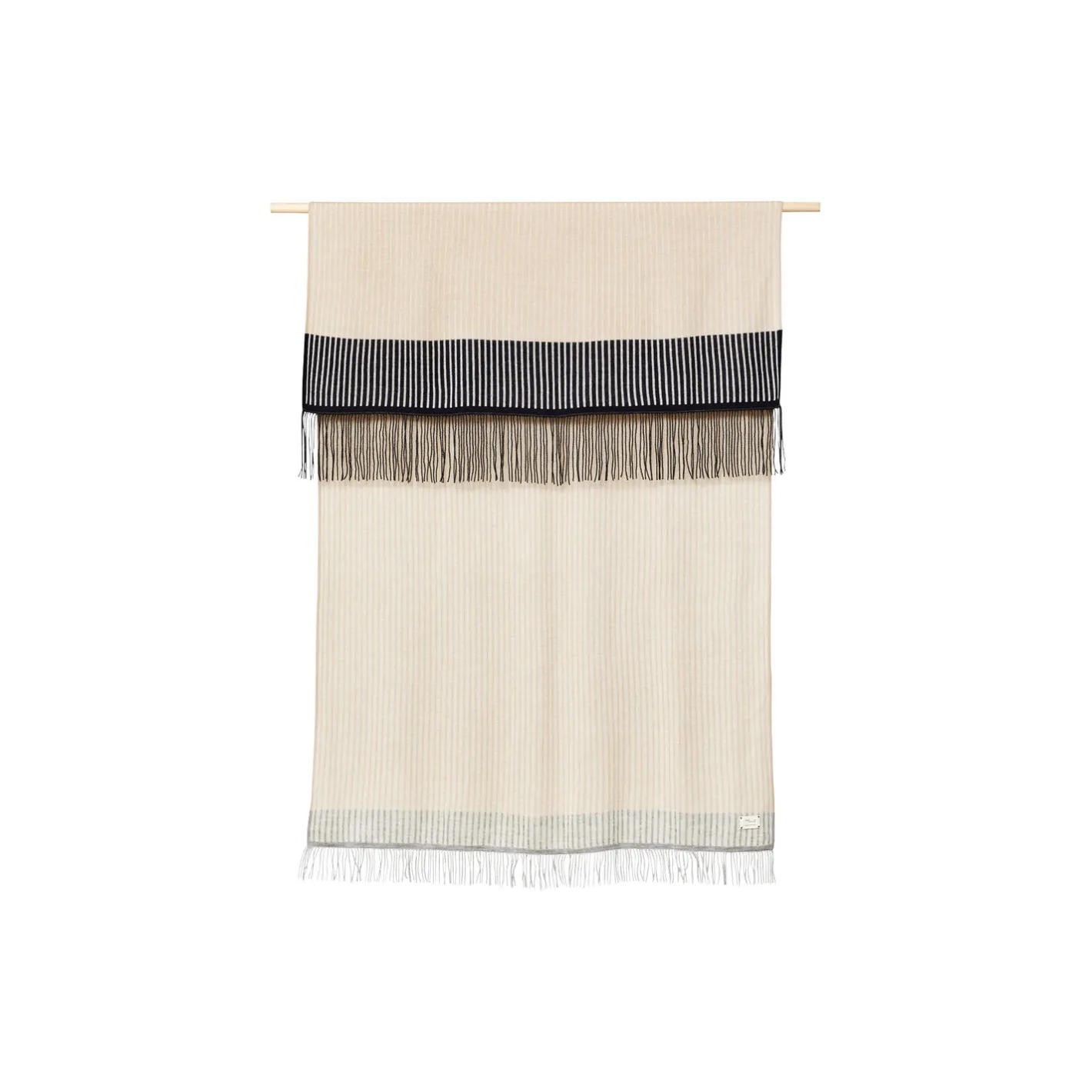 Form & Refine Aymara Throw, stripes> Plaider