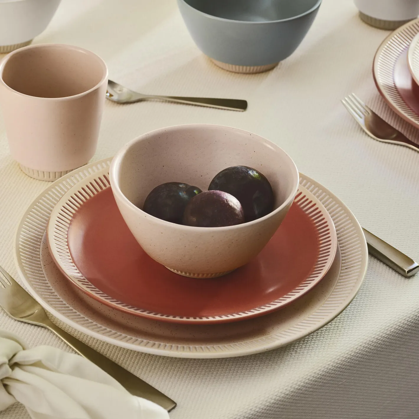 Knabstrup Keramik Colorit frokosttallerken Ø 22 cm,> Tallerkener