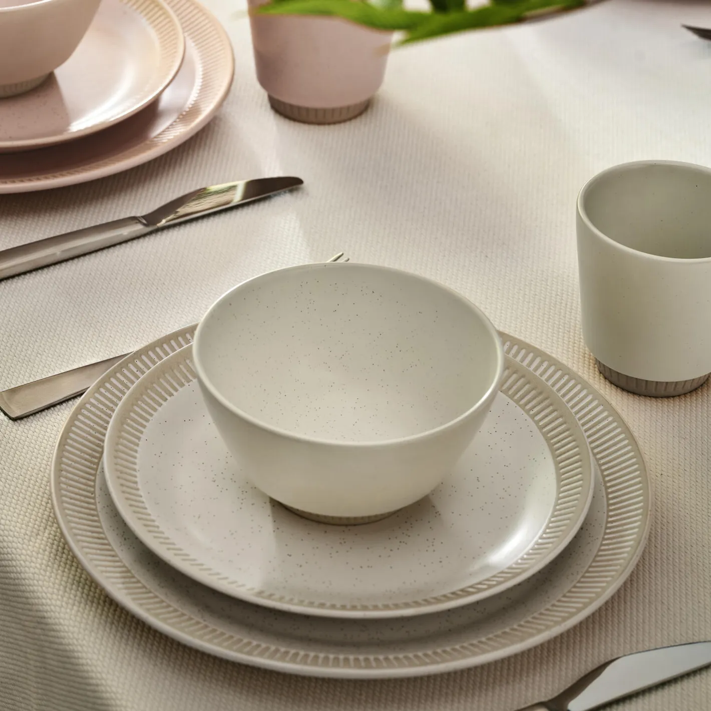 Hot Knabstrup Keramik Colorit frokosttallerken Ø 22 cm, sand