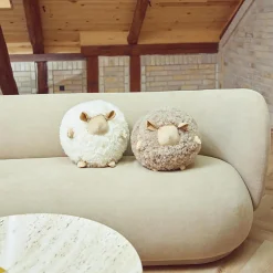 NATURES Collection Cute Sheep rund pude Ø 26 cm,> Pyntepuder & Hynder