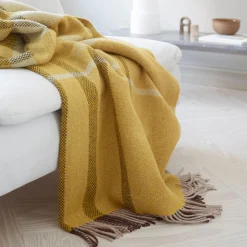 Sale Røros Tweed FILOS Throw, yellow