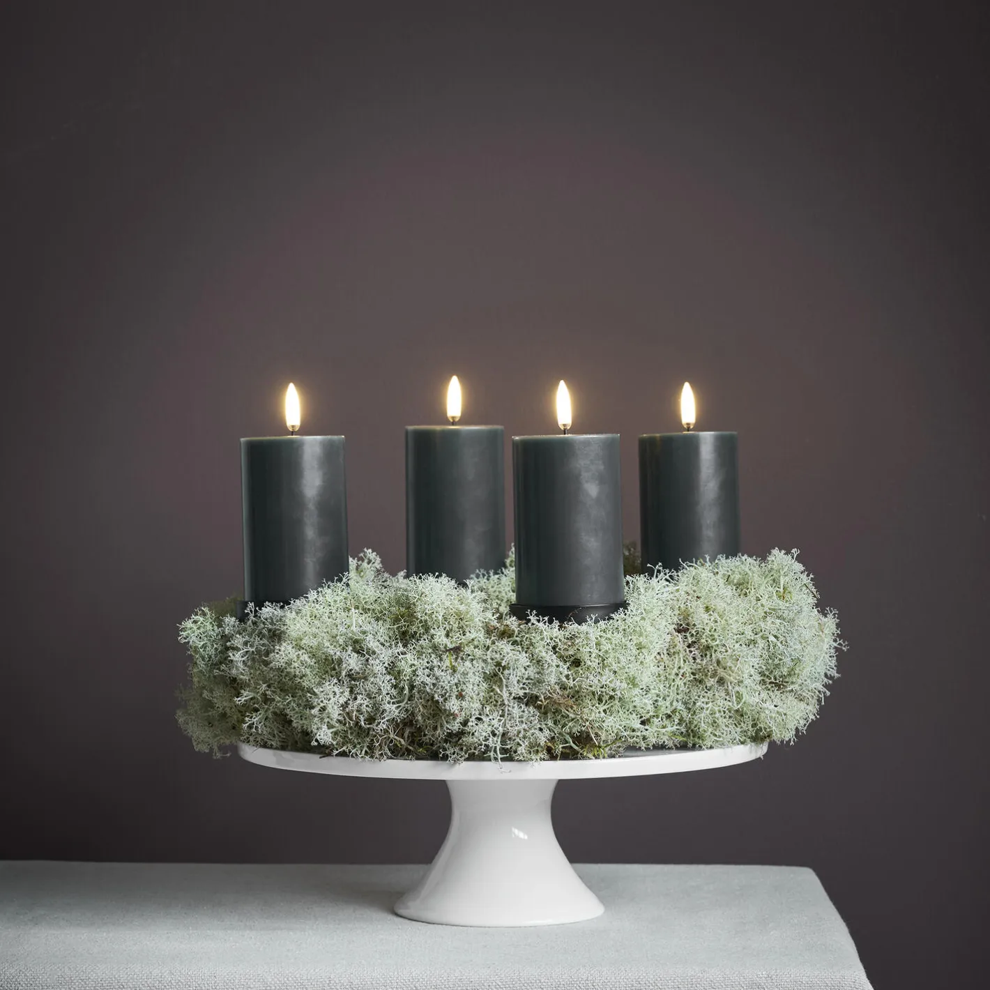 Uyuni Lighting Giftbox w. spike, remote, LED pillar candle 4-pack,> Lys & Duftlys