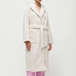 Aiayu Hooded Bathrobe Terry, pure ecru>Dame Nattøj & Loungewear|Badekåber