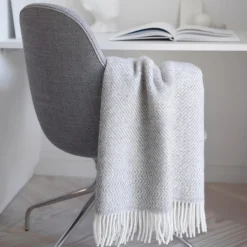 Røros Tweed KATTEFOT Throw,> Plaider