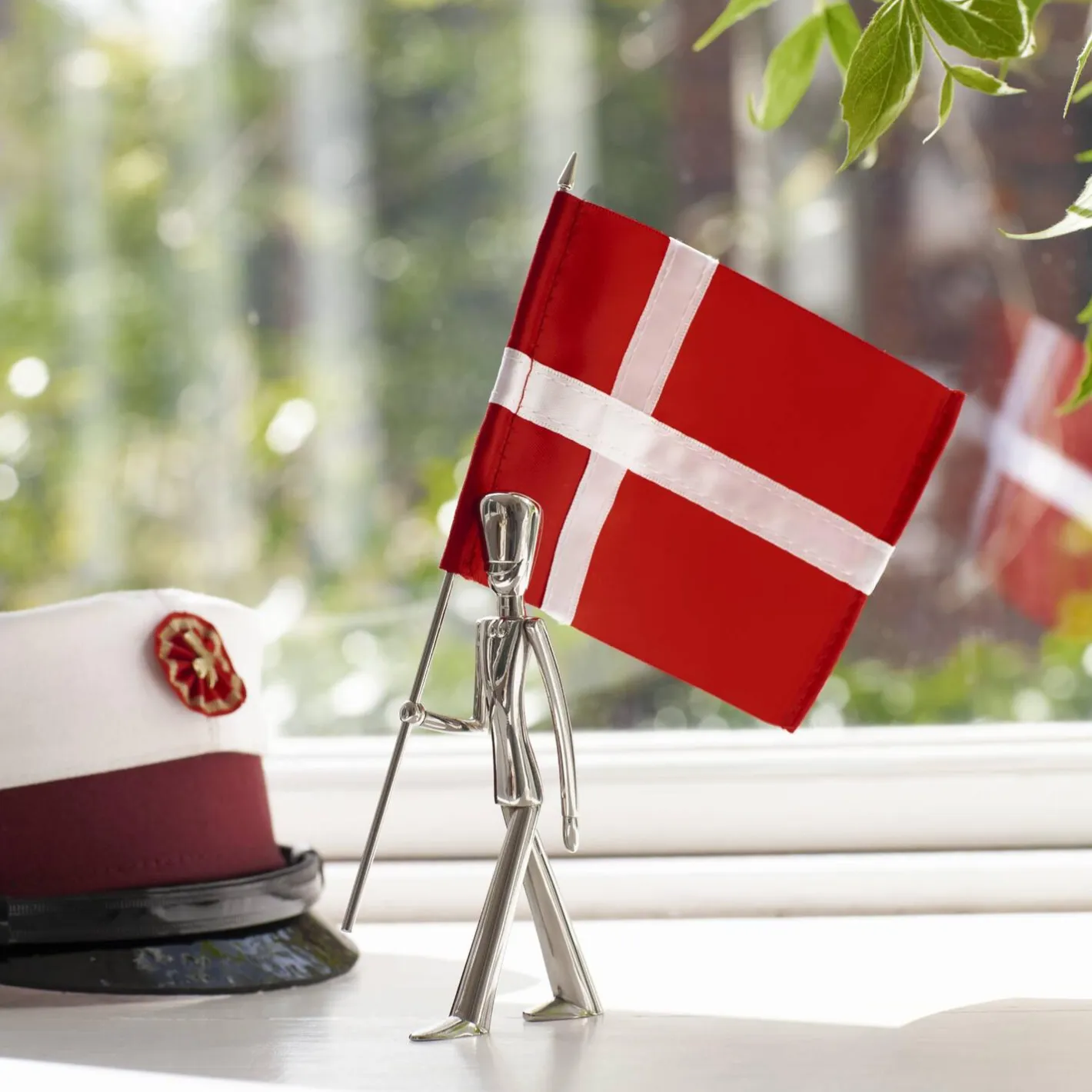 Kay Bojesen Kongelig Fanebærer> Figurer & Glaskunst