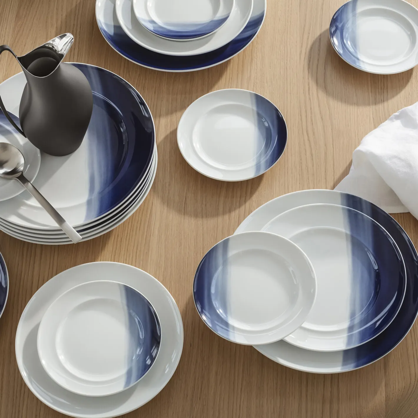 Georg Jensen KOPPEL frokosttallerken 22 cm, blå nuancer> Tallerkener
