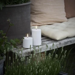 Uyuni Lighting LED Outdoor Pillar Candle 13 cm, white> Lys & Duftlys