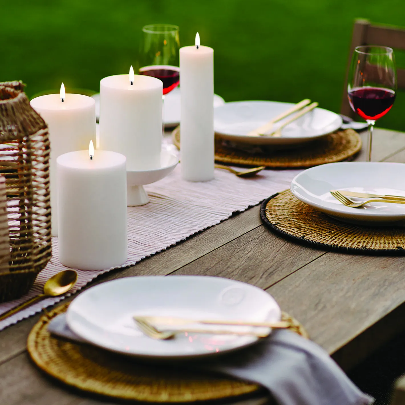 Outlet Uyuni Lighting LED Pillar Candle 22 cm, nordic white