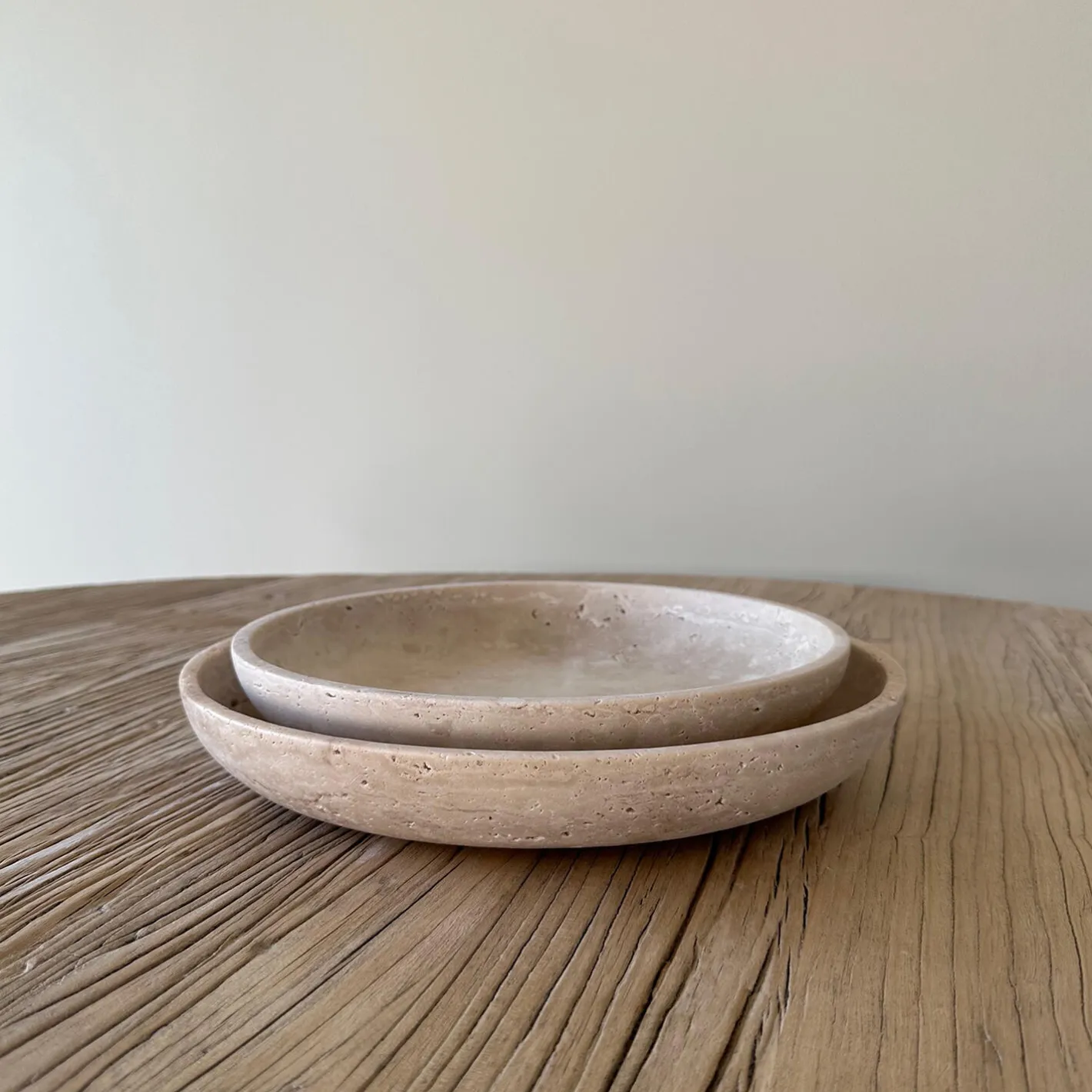 HOEME Copenhagen LUNA Medium Fad, sand> Skåle & Fade