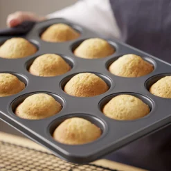 Sale Blomsterbergs Muffinform til 12 stk., latte
