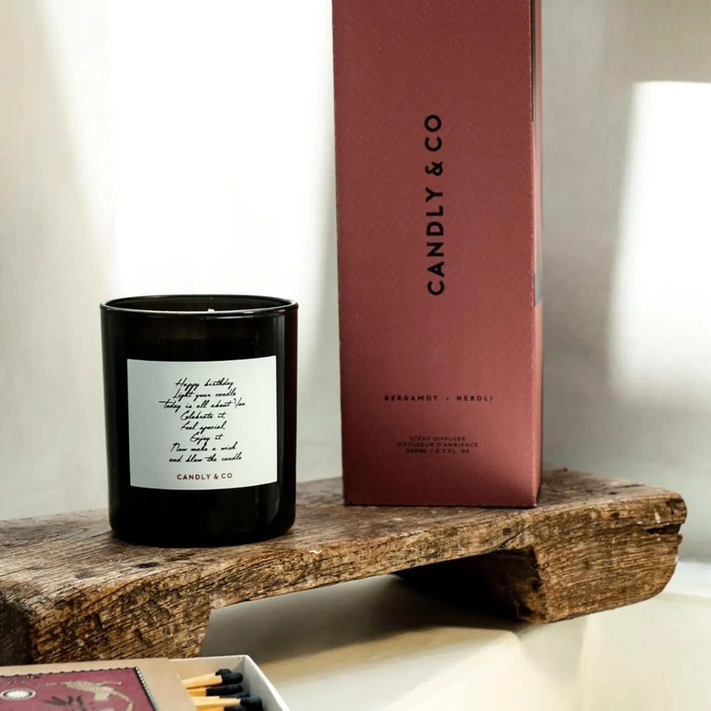Candly & Co No. 5 Candle, Happy Birthday…> Lys & Duftlys