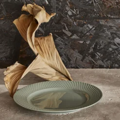 New Lyngby Porcelæn Rhombe Earth Frokosttallerken Ø 21 cm, moss