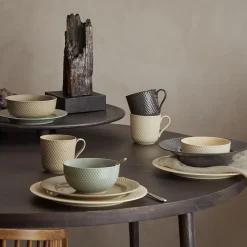 Online Lyngby Porcelæn Rhombe Earth Krus med hank, moss