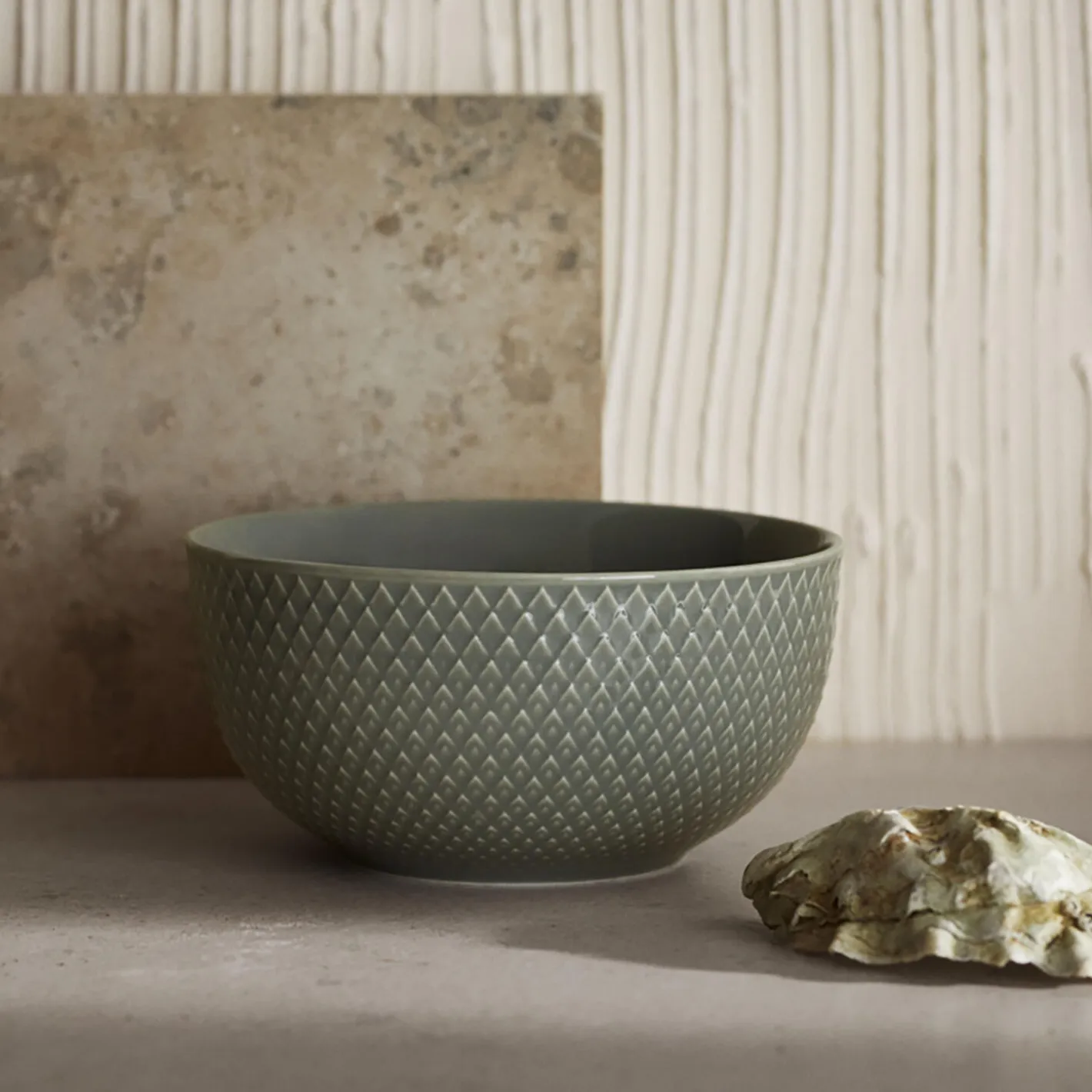 Lyngby Porcelæn Rhombe Earth Skål, moss> Skåle & Fade