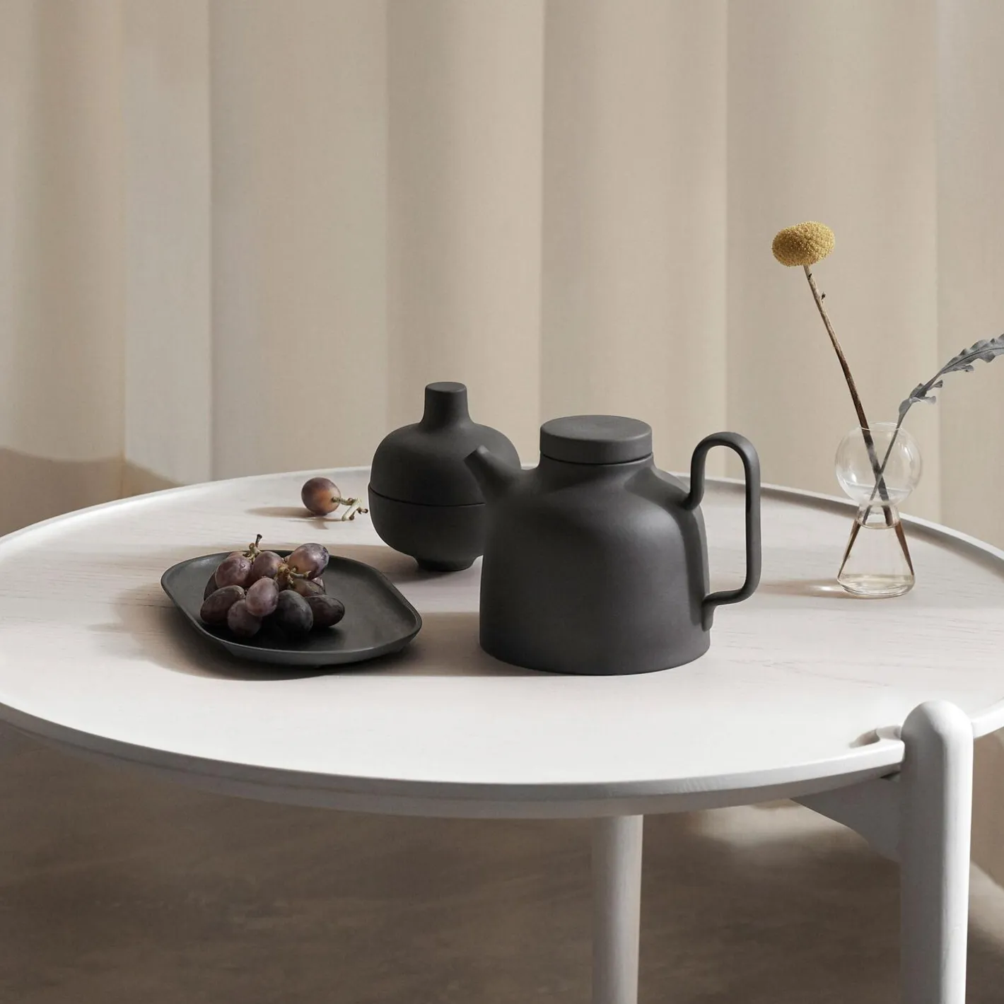 Discount Design House Stockholm Sand Secrets Tea Pot, black clay