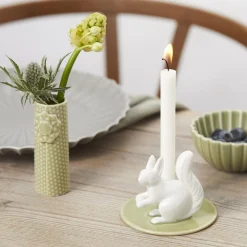 Dottir Nordic Design Sweet Stories lysestage egern, wasabi> Lysestager