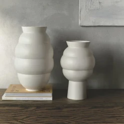 Knabstrup Keramik Tortus Archie vase No 5, white> Vaser