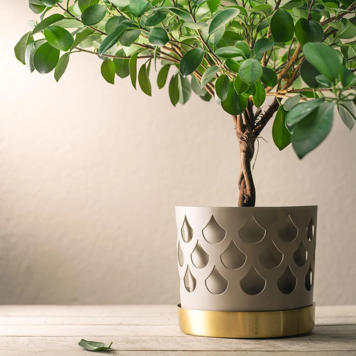 Discount Klong Trio Drop Flowerpot Medium beige