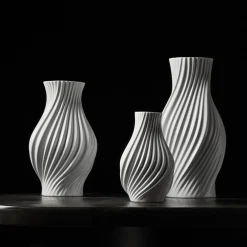 Lyngby Porcelæn Twist Vase 25 cm><noscript><img width=