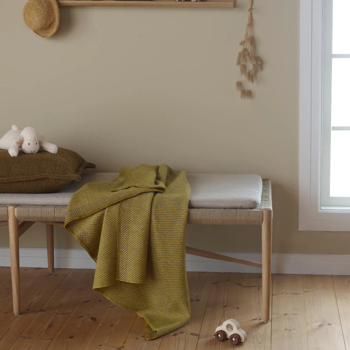 Røros Tweed UNA Half Size Throw, ochre