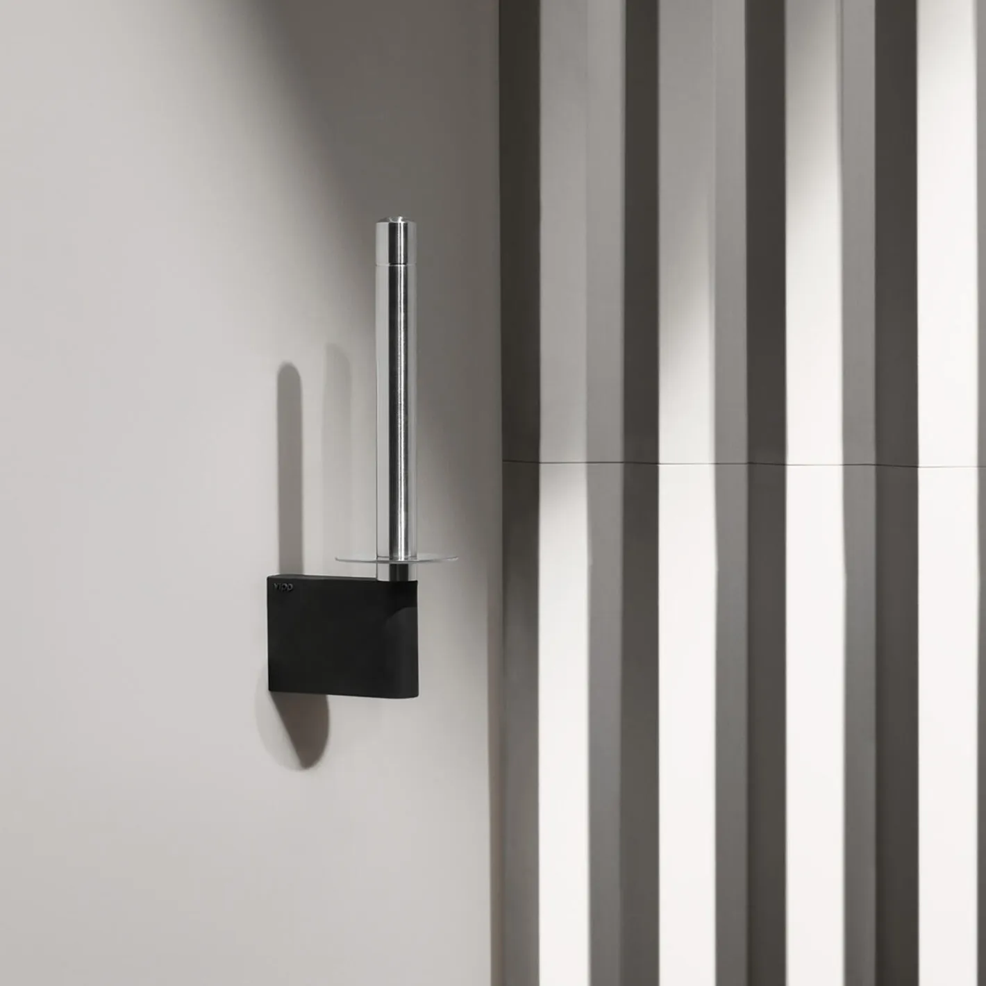 Vipp 4 reserverulleholder> Badeværelsesudstyr