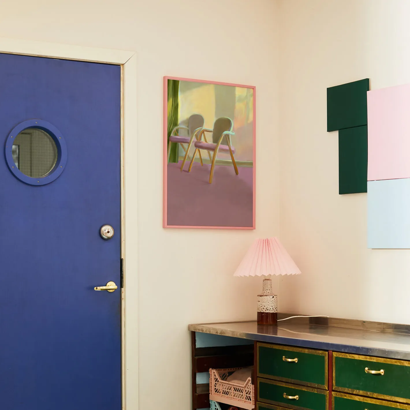Online Paper Collective Waiting Room plakat